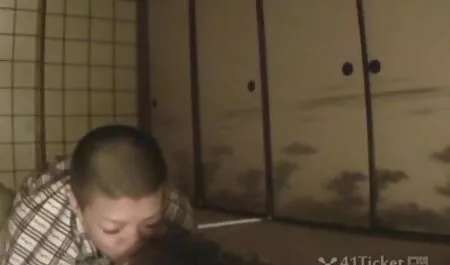 Fille veut faire film hard pour adulte une pipe en patins