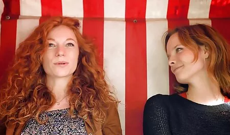 j'aime regarder des filles magnifiques fumer de longues film adulte hd cigarettes