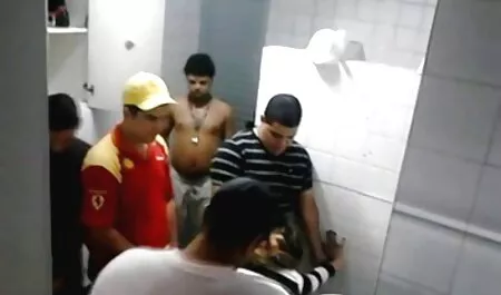 Recevoir x film adulte l'ami de sa fille à la maison en été
