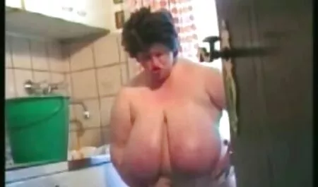 BBW s'amuse qui mène au sexe regarder film adulte en streaming en groupe