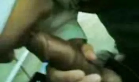 Mature fouettée et cannée pour film hard pour adulte tricher